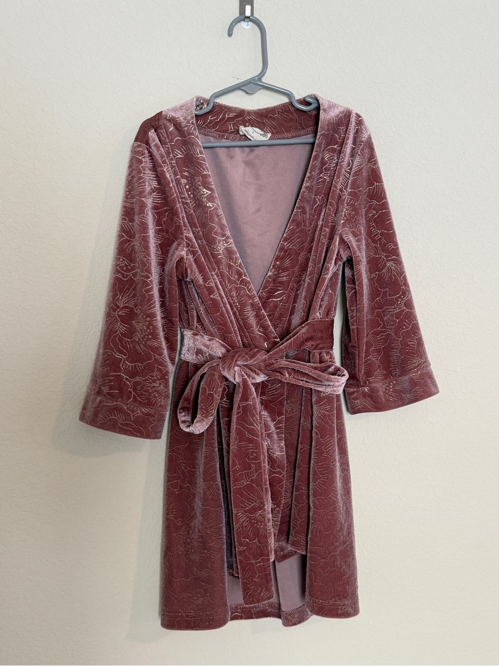 Joyfolie Mia Joy Dusty Rose Velvet Floral Wrap Robe
